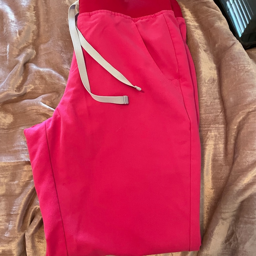 Figs Zamora joggers size small reg